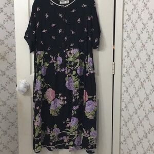 Chelsea Studios Button Down Plus Size 22W Maxi Dress w/ Bright Floral Print.